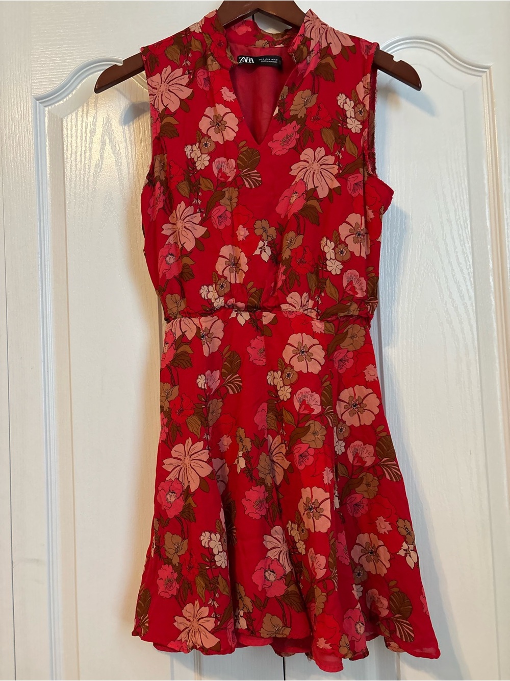 Zara Red Floral V-Neck Sleeveless Midi Dress